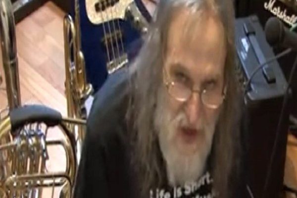 1762734202gangsta-rabbi