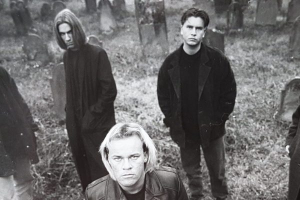 Coma_Beach_band_members