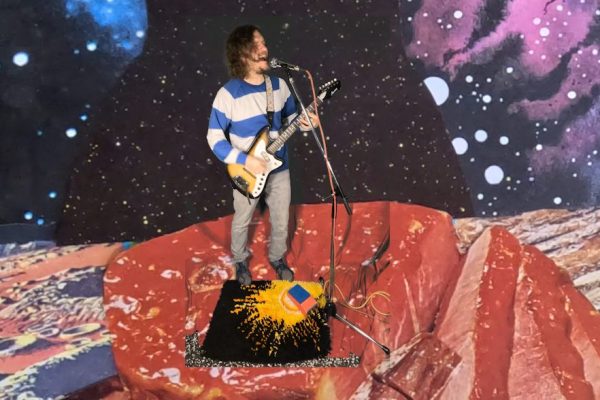 t-video-frame-meat-in-space